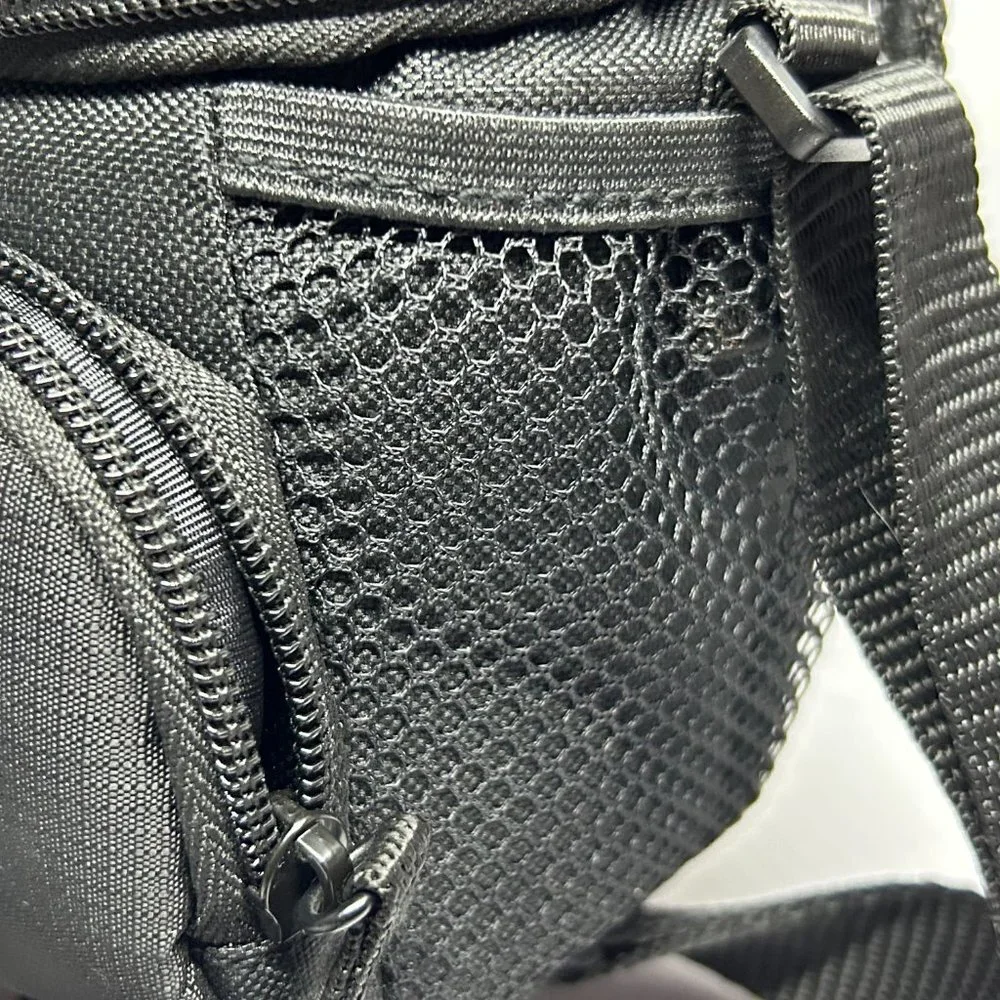 Sony Camera‎ Black Padded Bag w/Adjustable Strap